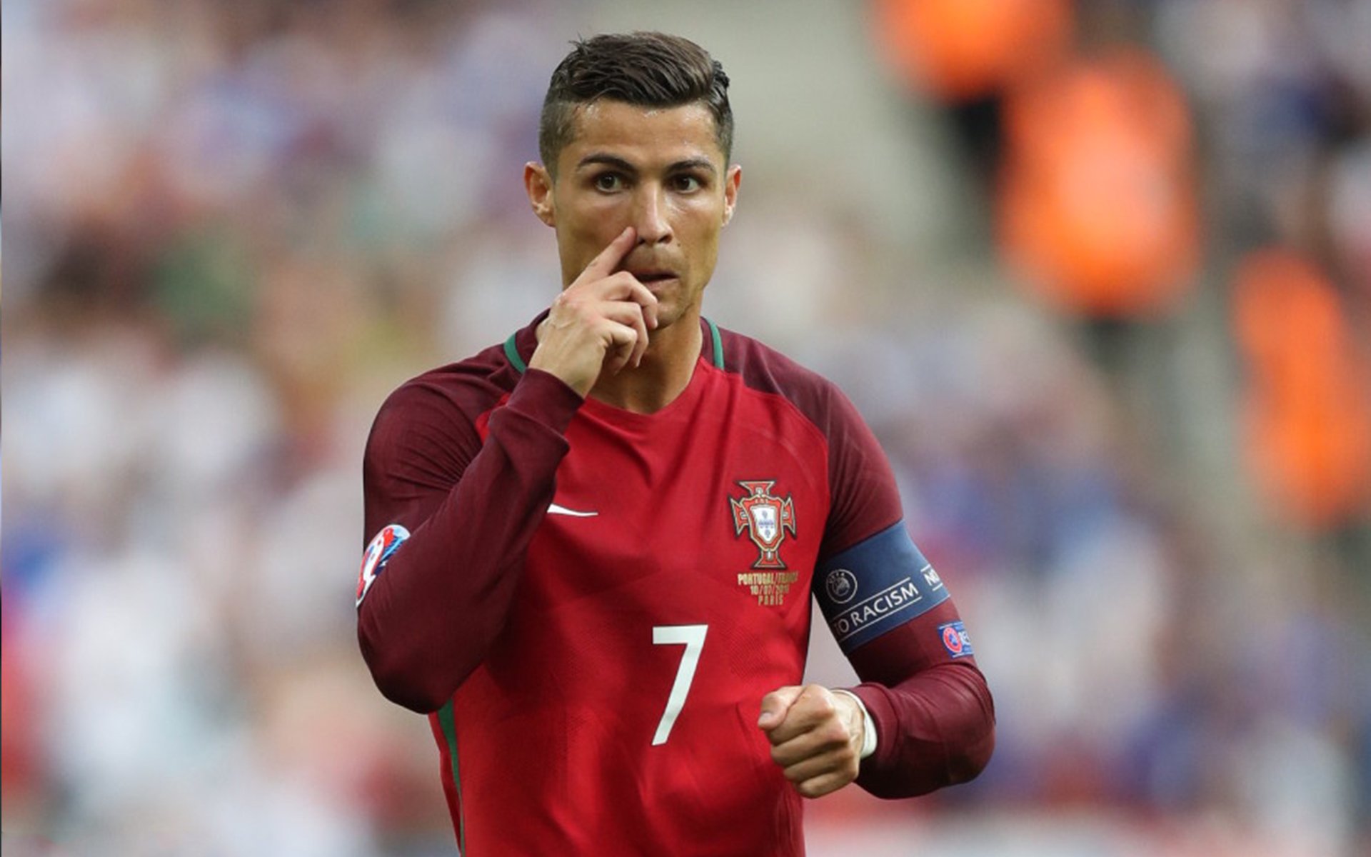 掘金逆转尼克斯，常规赛巅峰对决中约基奇双手暴扣点燃全场，约基奇47分掘金胜爵士