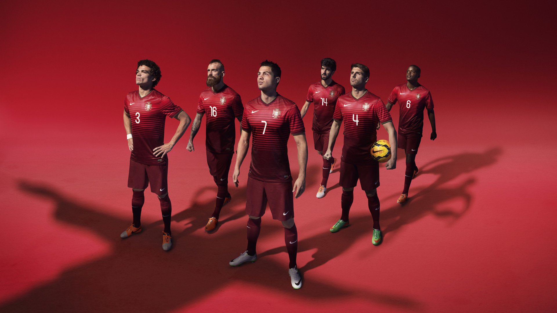 足球嘉年华：设置多个互动区域，增加市民对足球的参与度。，足球嘉年华活动项目